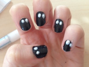 Easy Ghost Nail Art Design