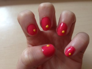 Easy Flower Nail Art 